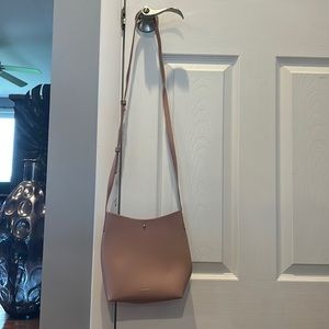 Pink shoulder purse.